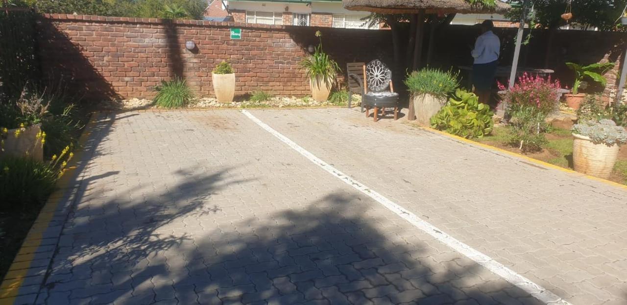 Aliwal Villa Guest Lodge Exterior foto