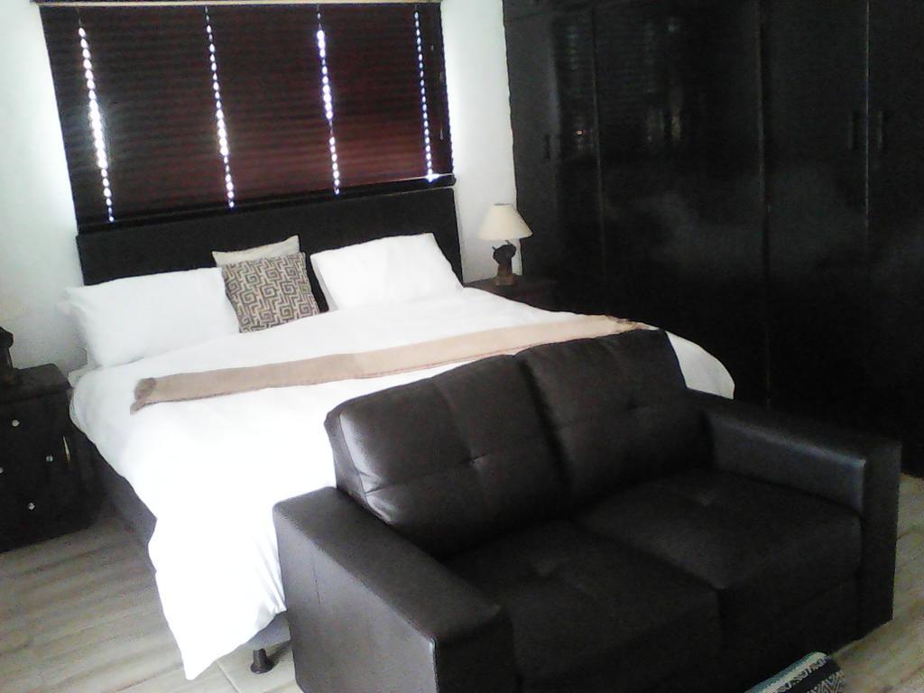Aliwal Villa Guest Lodge Exterior foto